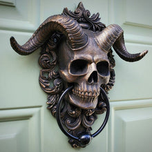 Charger l&#39;image dans la galerie, Heurtoir de porte suspendu de crâne de dieu cornu de Baphomet