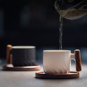 Tasse à café rétro en céramique faite à la main