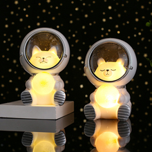 Charger l&#39;image dans la galerie, Veilleuse LED ambiance astronaute
