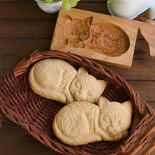 Charger l&#39;image dans la galerie, Coupe-biscuits à motifs en bois